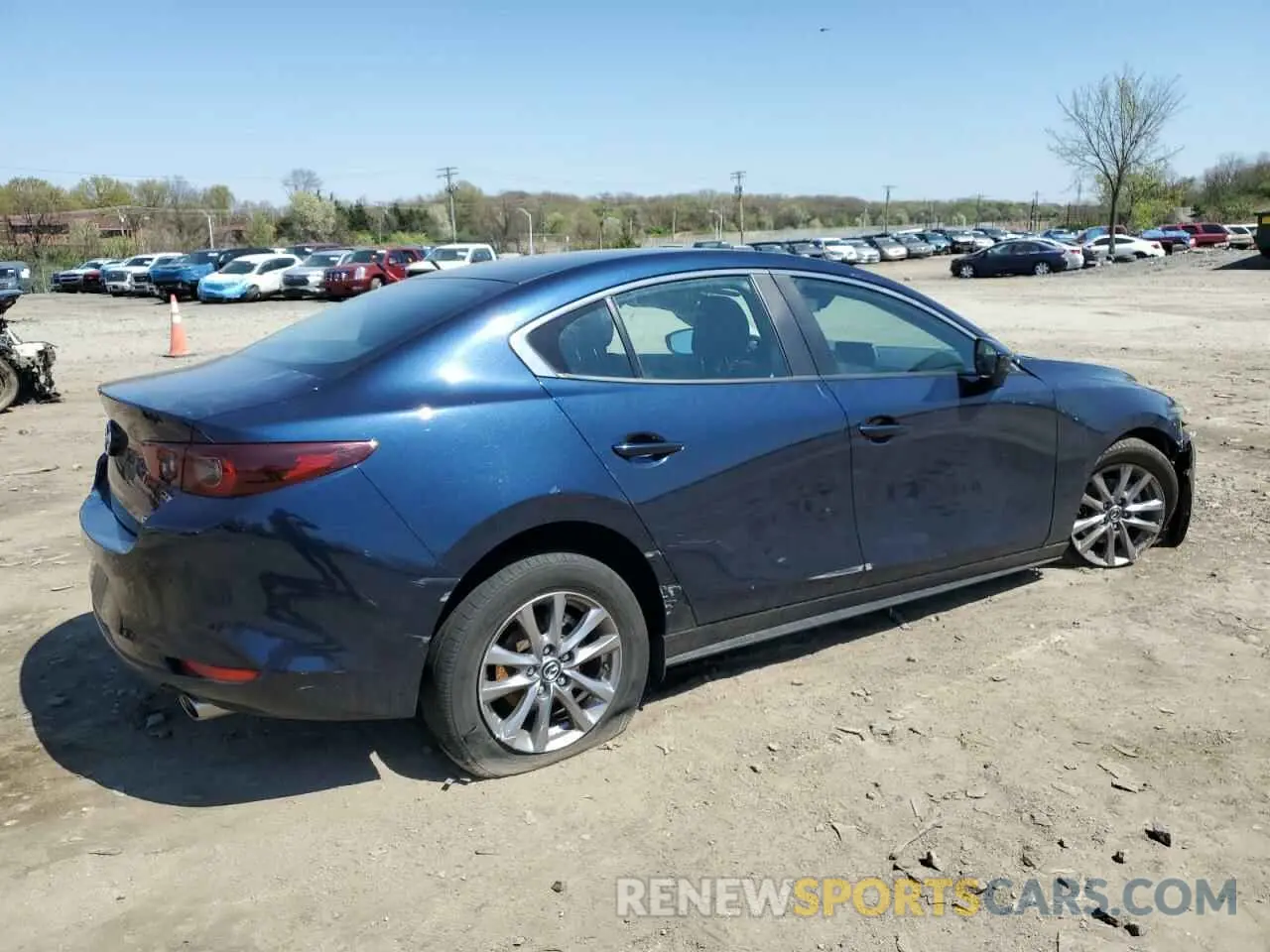 3 fotografías del automóvil dañado 3MZBPAAL2NM301597 MAZDA 3 2022