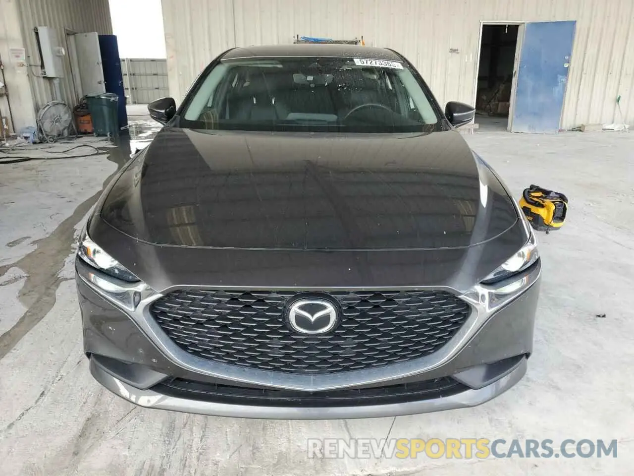 5 fotografías del automóvil dañado 3MZBPABL1NM317269 MAZDA 3 2022