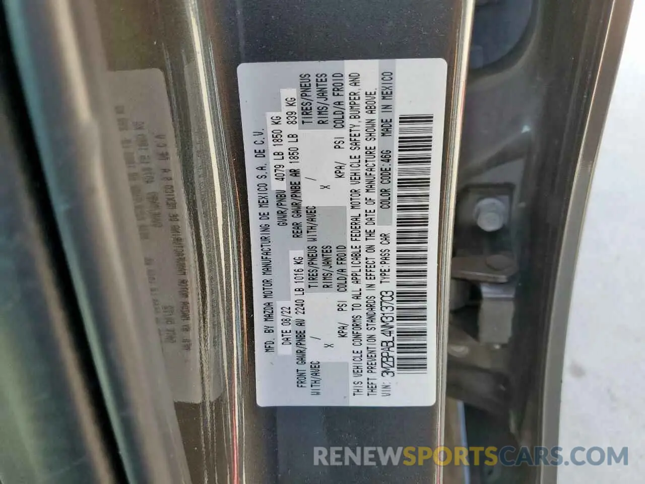 12 fotografías del automóvil dañado 3MZBPABL4NM313703 MAZDA 3 2022