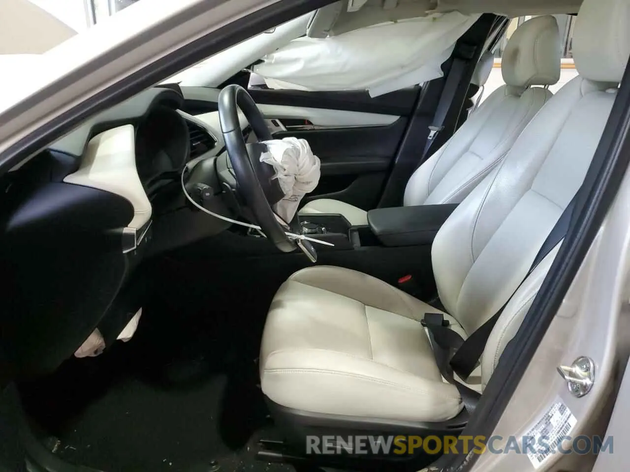 7 fotografías del automóvil dañado 3MZBPADL3NM317206 MAZDA 3 2022