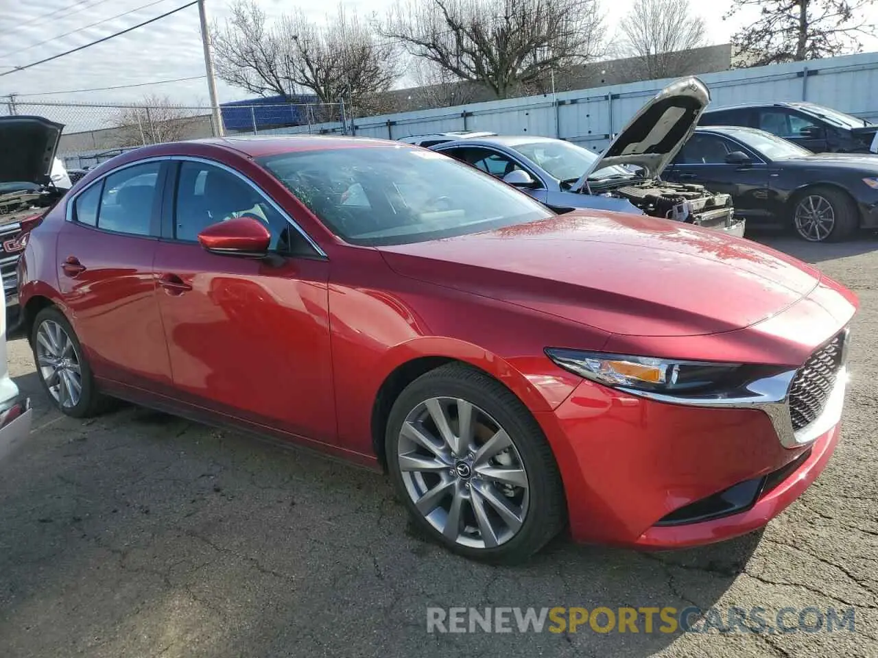4 fotografías del automóvil dañado 3MZBPBCL7NM318883 MAZDA 3 2022