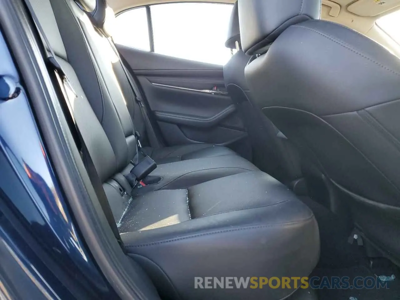 10 fotografías del automóvil dañado 3MZBPBDL5NM306598 MAZDA 3 2022