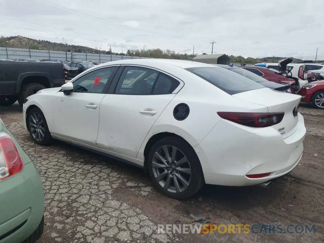 2 fotografías del automóvil dañado JM1BPABL1N1501157 MAZDA 3 2022