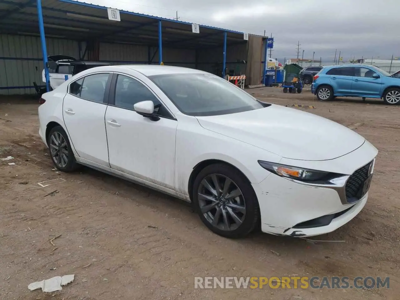 4 fotografías del automóvil dañado JM1BPABL1N1501157 MAZDA 3 2022