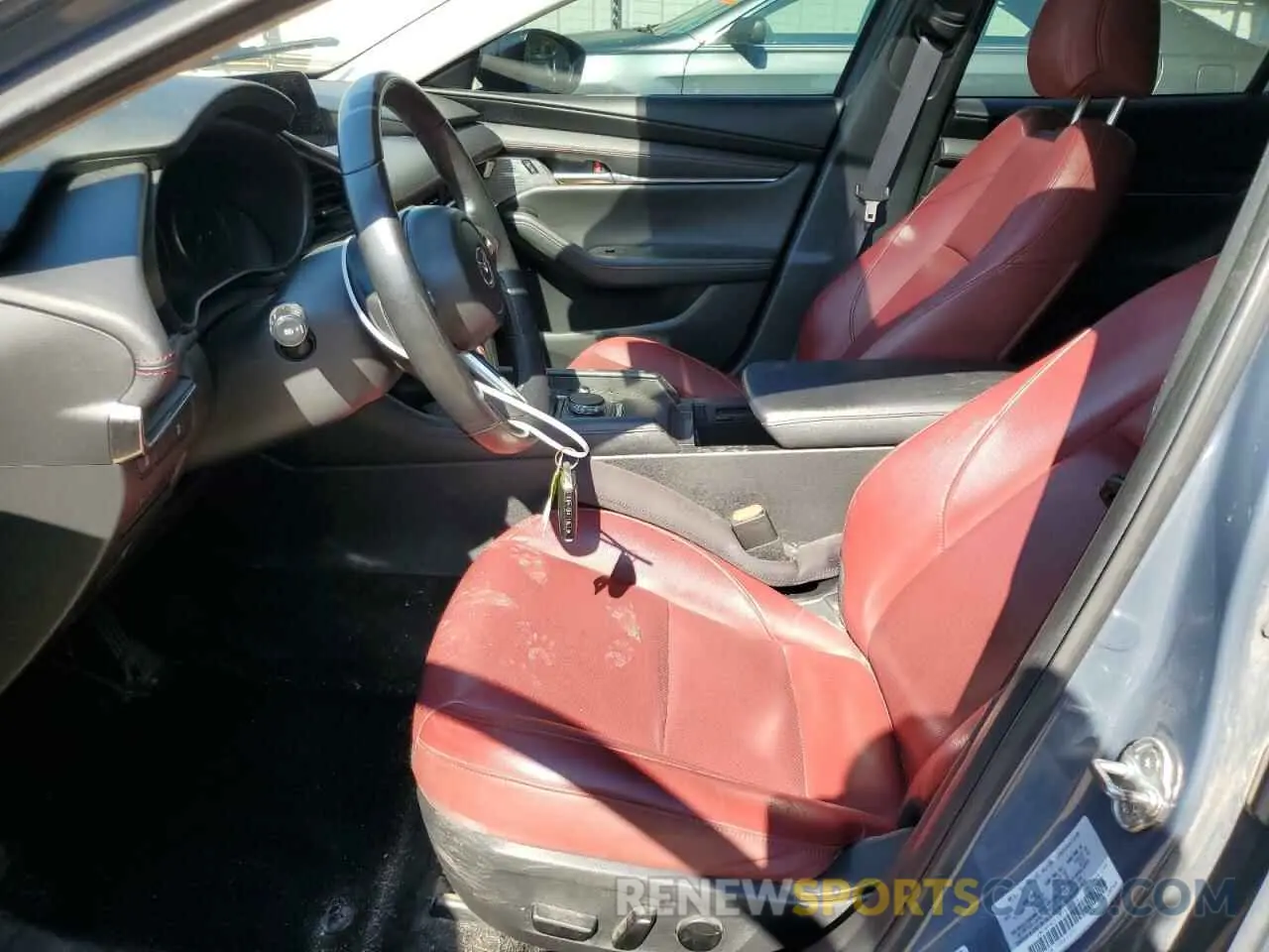 7 fotografías del automóvil dañado JM1BPACL1N1506356 MAZDA 3 2022
