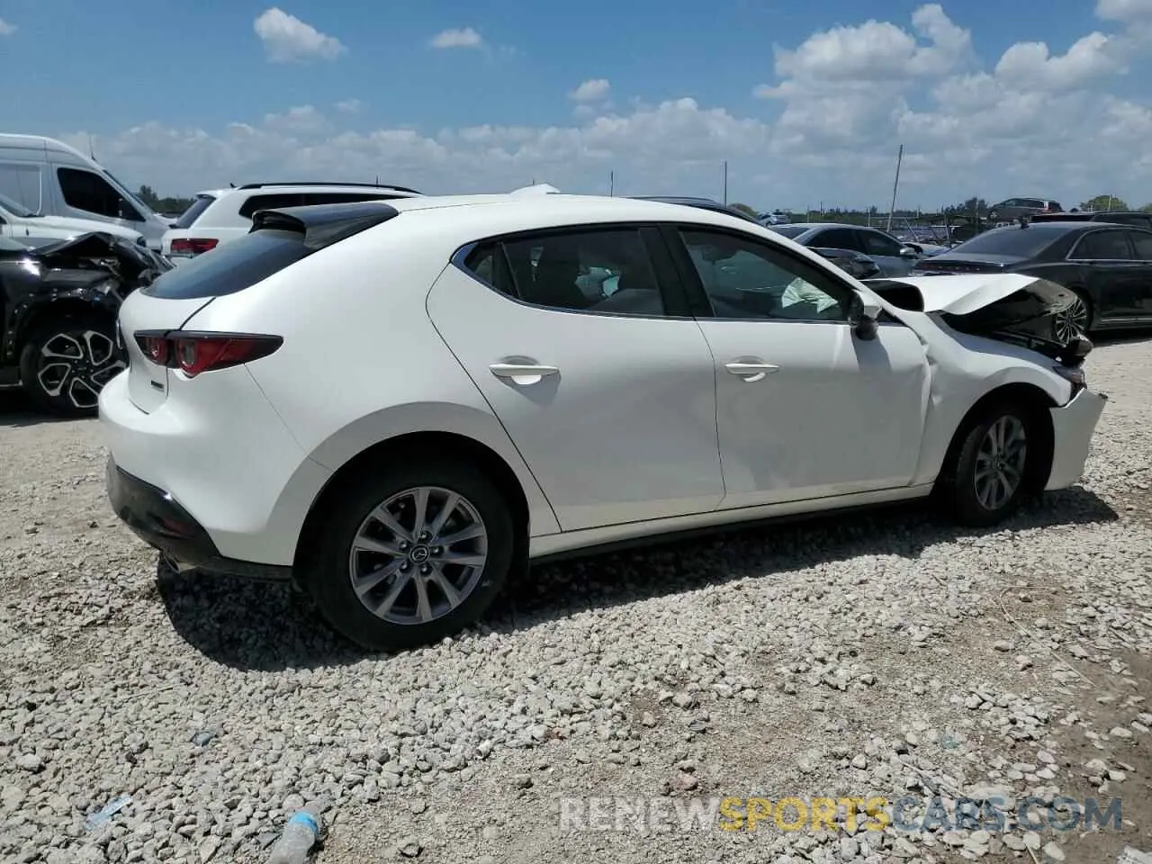 3 fotografías del automóvil dañado JM1BPAJL9N1509587 MAZDA 3 2022