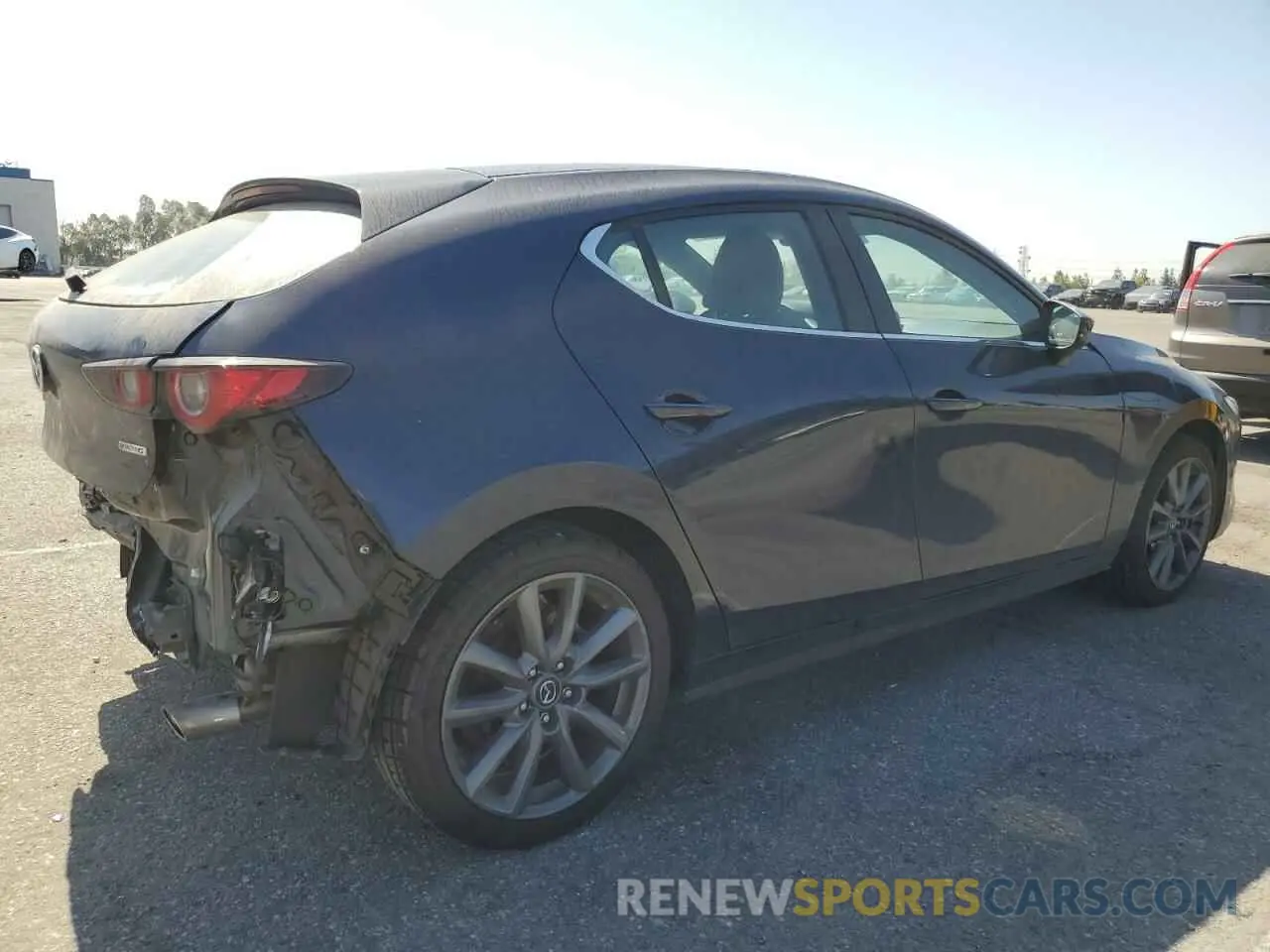 3 fotografías del automóvil dañado JM1BPALL4N1502625 MAZDA 3 2022