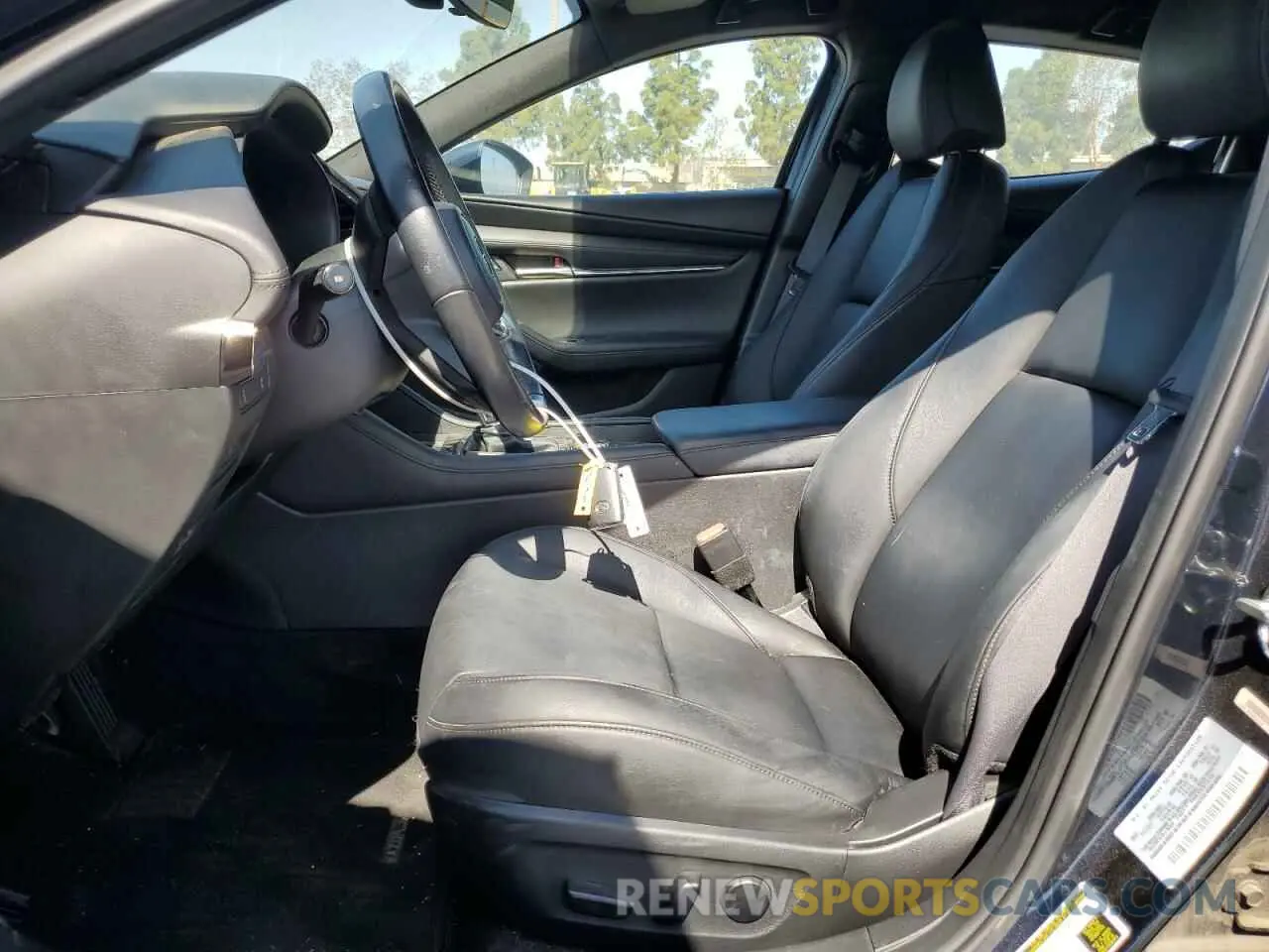 7 fotografías del automóvil dañado JM1BPALL4N1502625 MAZDA 3 2022