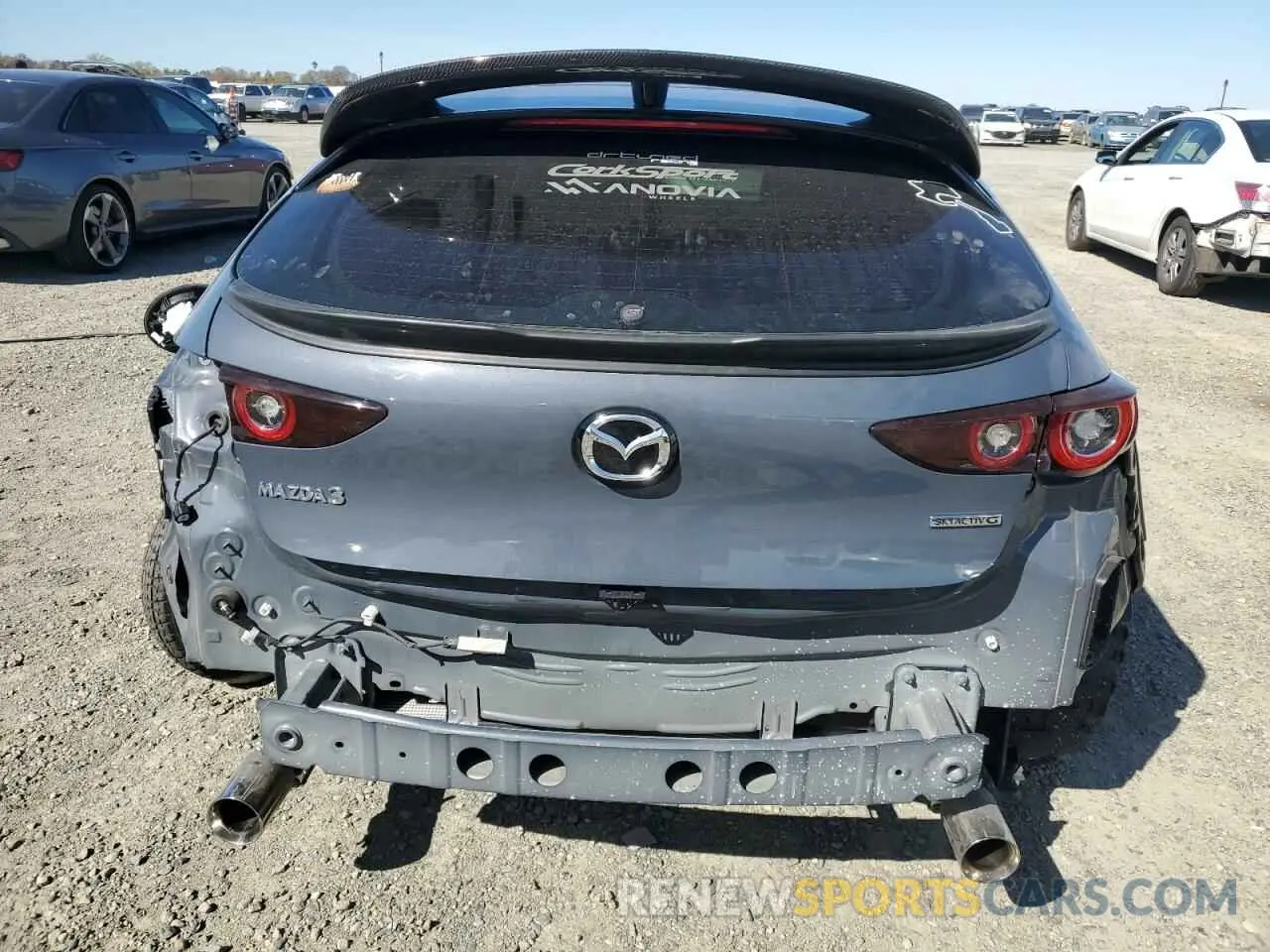 6 fotografías del automóvil dañado JM1BPAML3N1501092 MAZDA 3 2022