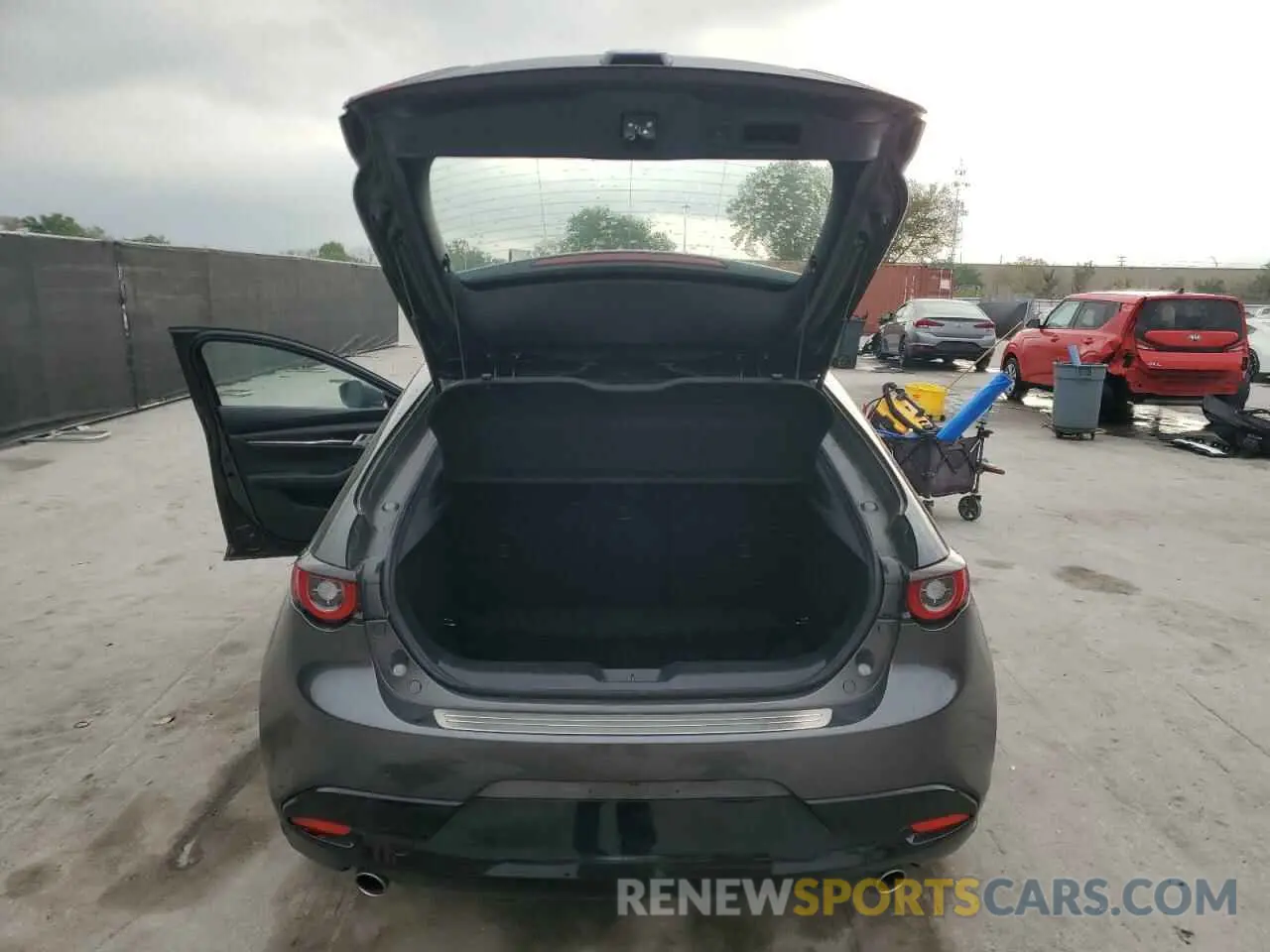 6 fotografías del automóvil dañado JM1BPBML1N1520276 MAZDA 3 2022