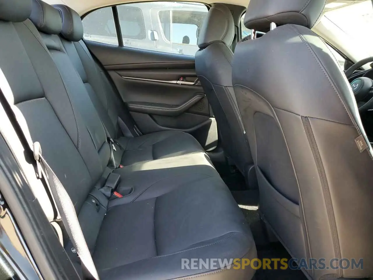 10 fotografías del automóvil dañado 3MZBPABM9PM373312 MAZDA 3 2023