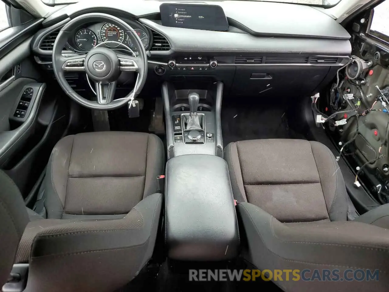 8 fotografías del automóvil dañado 3MZBPAC76PM365337 MAZDA 3 2023