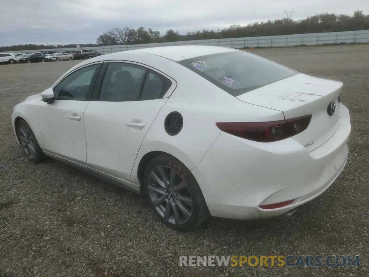 2 fotografías del automóvil dañado 3MZBPACMXPM356324 MAZDA 3 2023