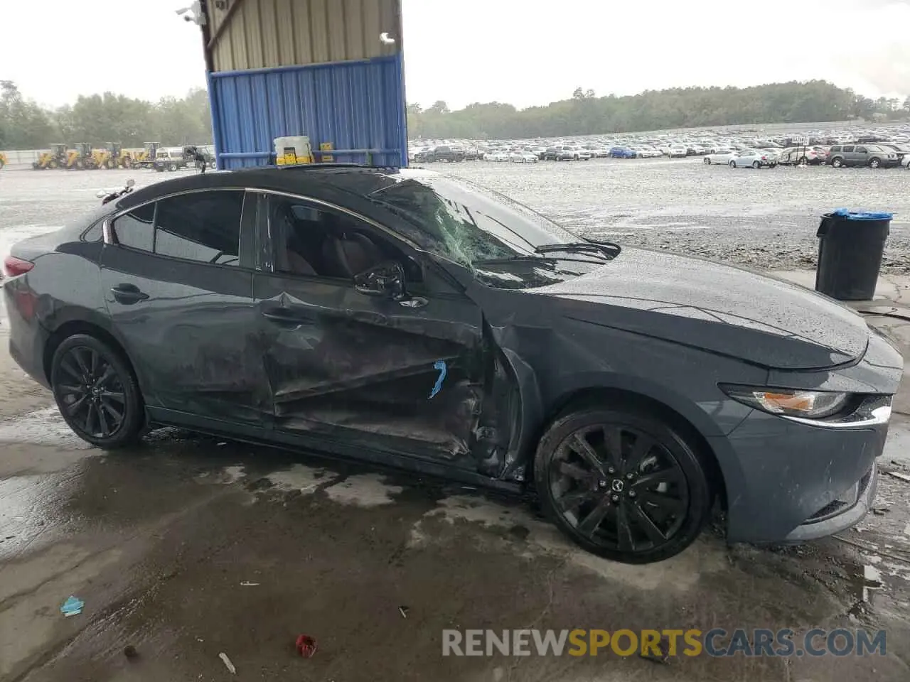 4 fotografías del automóvil dañado 3MZBPBCM4PM370855 MAZDA 3 2023