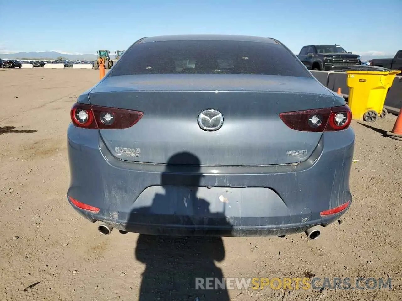 6 fotografías del automóvil dañado 3MZBPBCM5PM361324 MAZDA 3 2023