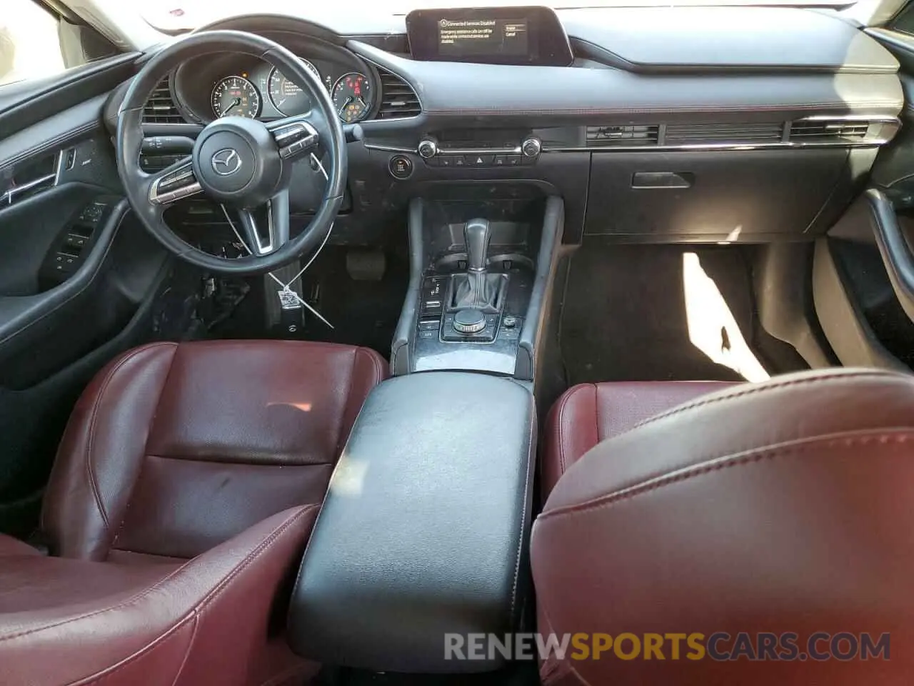 8 fotografías del automóvil dañado 3MZBPBCM5PM361324 MAZDA 3 2023