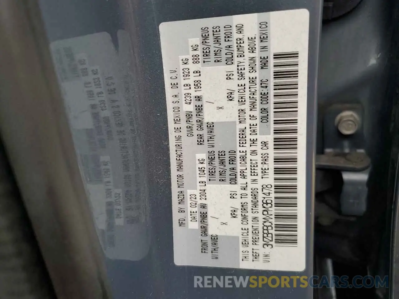 13 fotografías del automóvil dañado 3MZBPBCMXPM361478 MAZDA 3 2023
