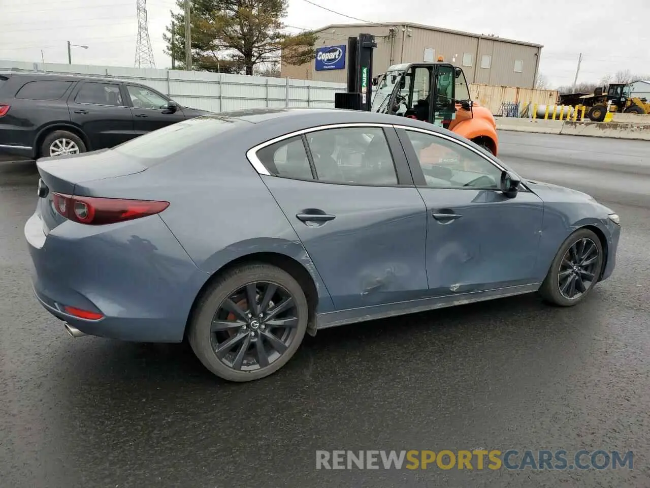 3 fotografías del automóvil dañado 3MZBPBCMXPM361478 MAZDA 3 2023