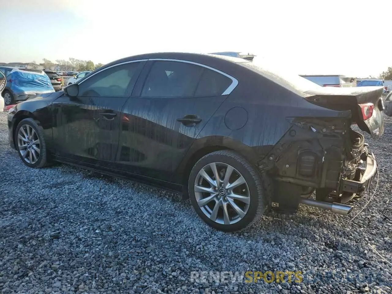 2 fotografías del automóvil dañado 3MZBPBDM1PM378054 MAZDA 3 2023