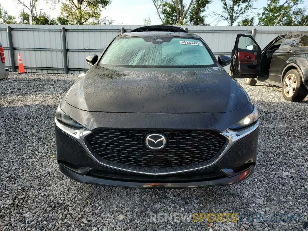 5 fotografías del automóvil dañado 3MZBPBDM1PM378054 MAZDA 3 2023