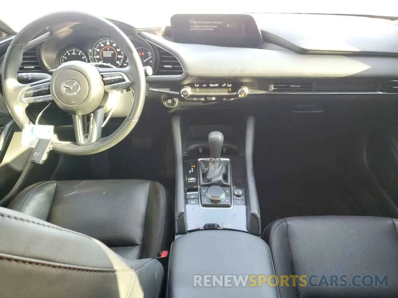 8 fotografías del automóvil dañado 3MZBPBDM1PM378054 MAZDA 3 2023