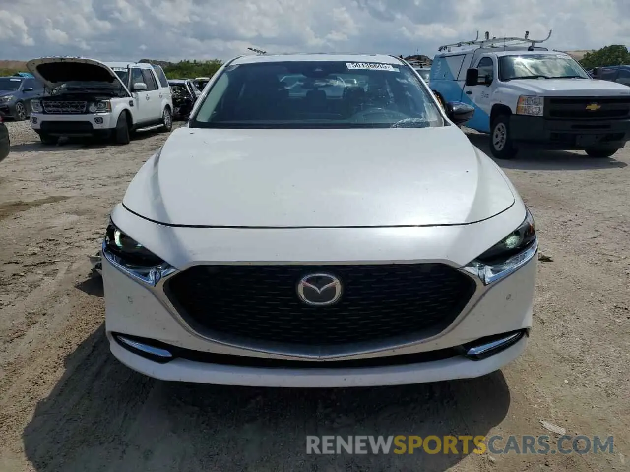 5 fotografías del automóvil dañado 3MZBPBEY2PM377707 MAZDA 3 2023