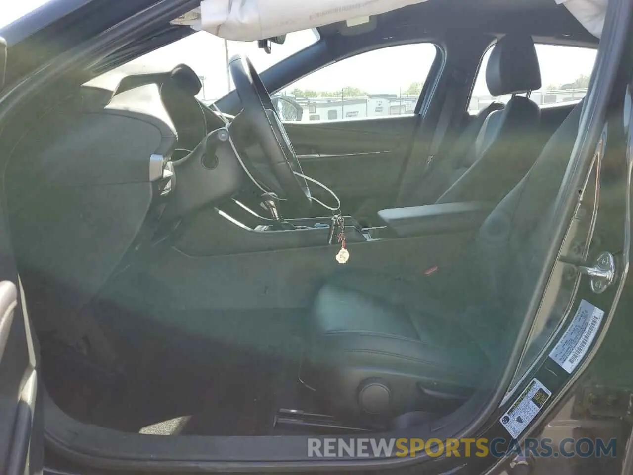 7 fotografías del automóvil dañado JM1BPAKM3P1616113 MAZDA 3 2023