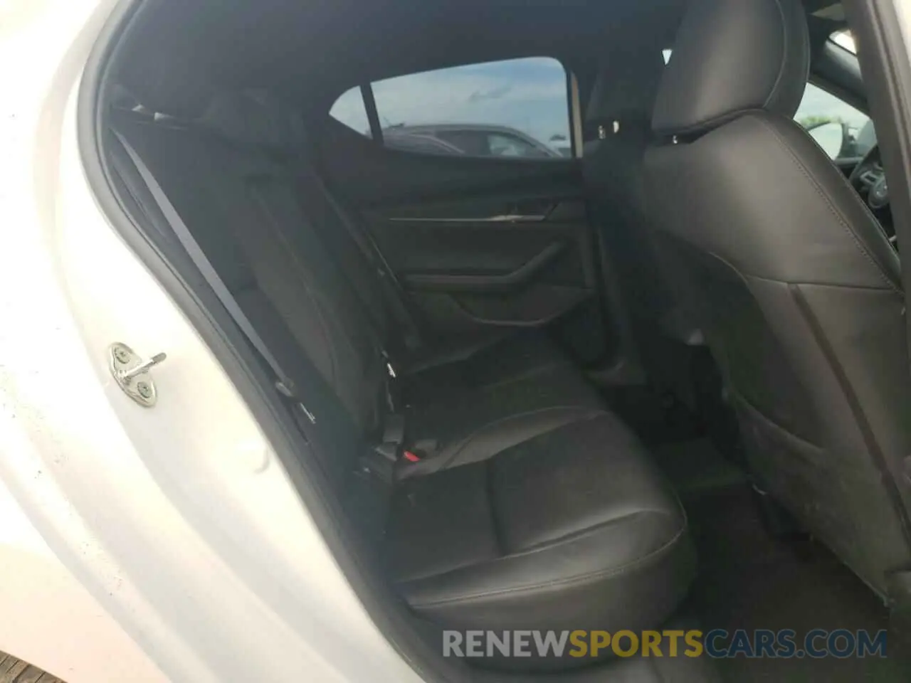 10 fotografías del automóvil dañado JM1BPAKM4P1613639 MAZDA 3 2023