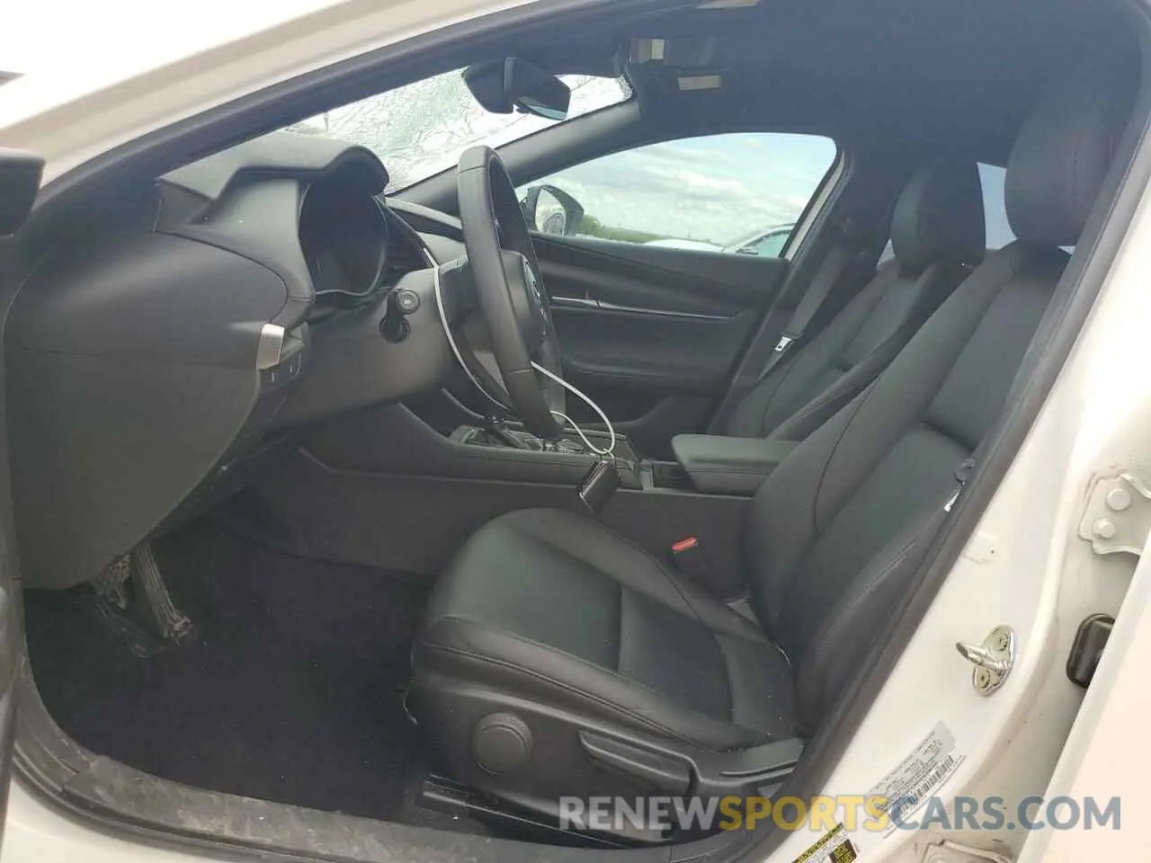 7 fotografías del automóvil dañado JM1BPAKM4P1613639 MAZDA 3 2023