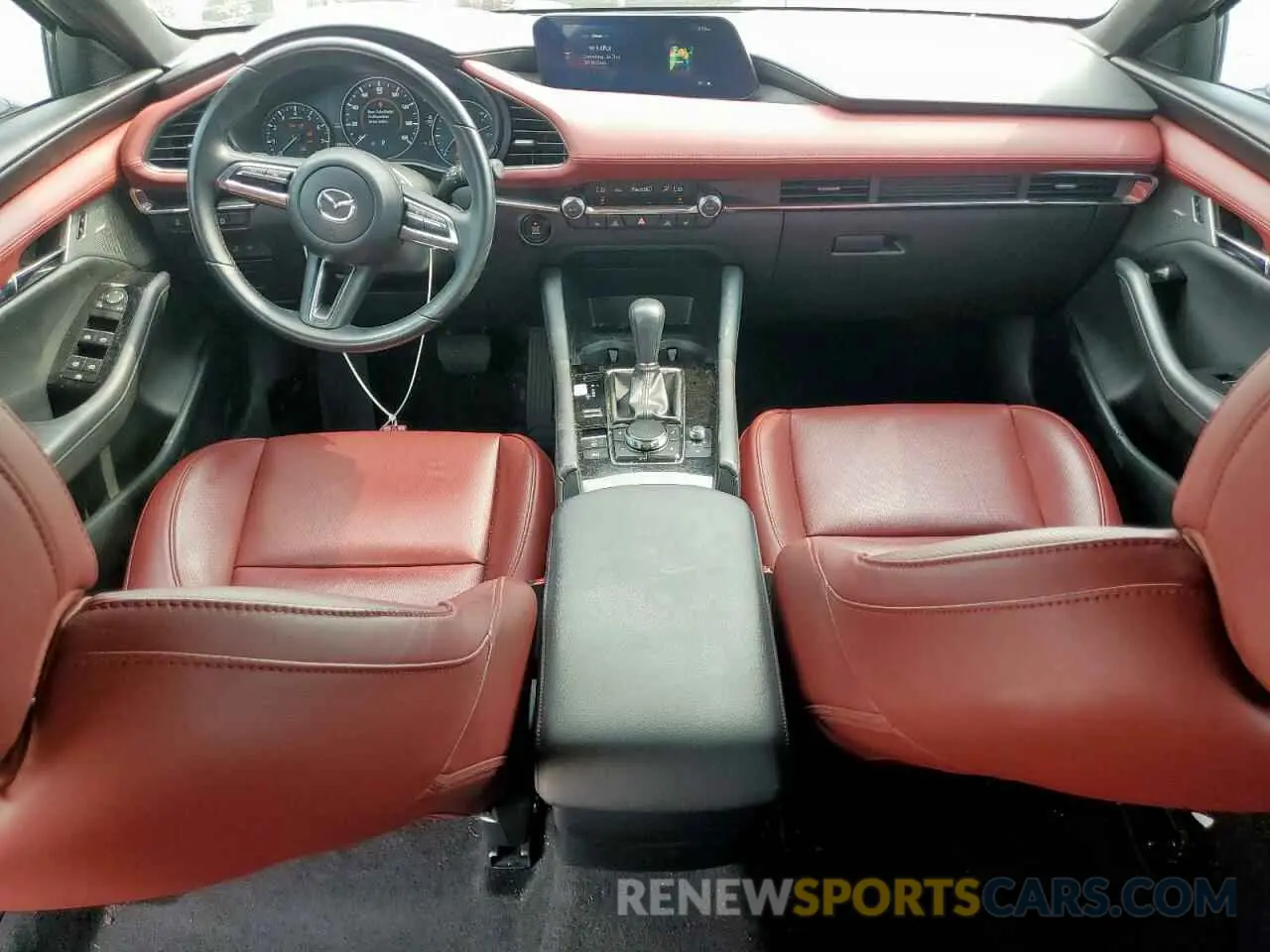 8 fotografías del automóvil dañado JM1BPBMMXP1621795 MAZDA 3 2023