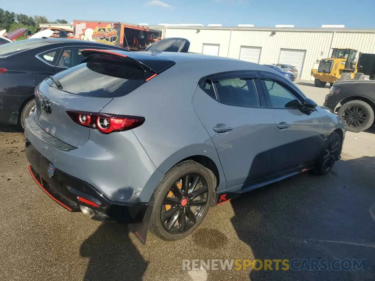 3 fotografías del automóvil dañado JM1BPBNY6P1604400 MAZDA 3 2023