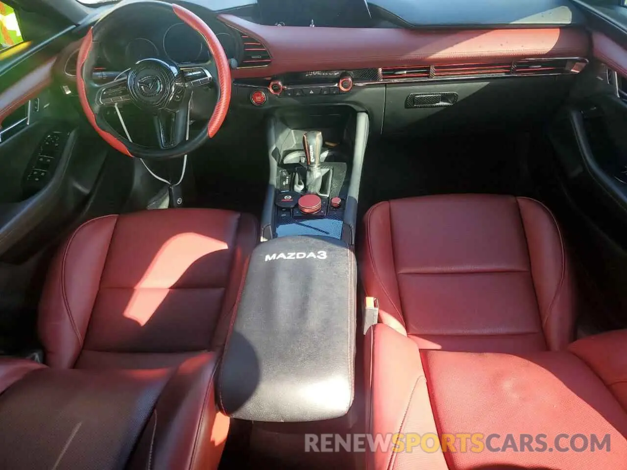 8 fotografías del automóvil dañado JM1BPBNY6P1604400 MAZDA 3 2023