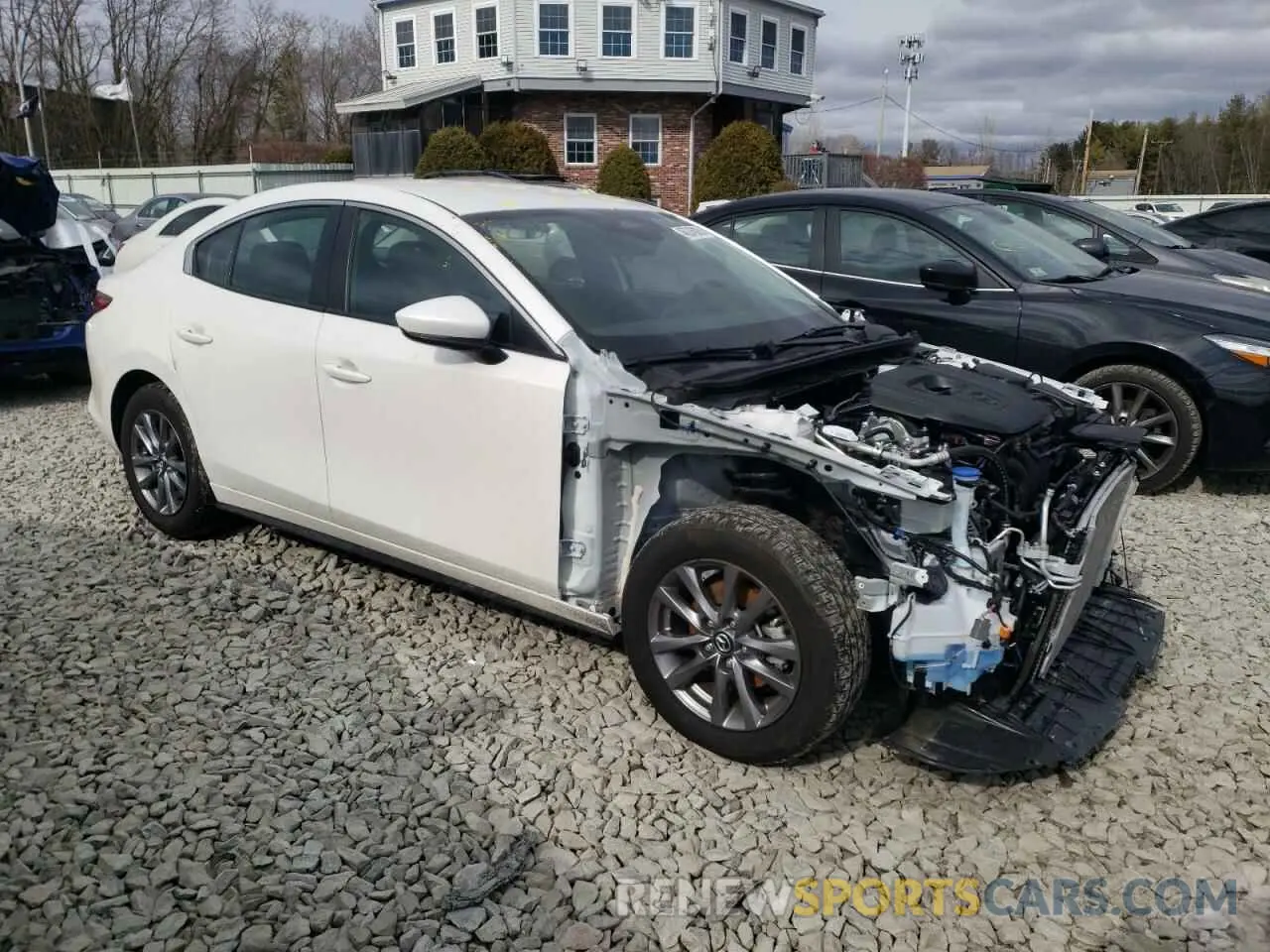 4 fotografías del automóvil dañado 3MZBPAAM0RM406332 MAZDA 3 2024