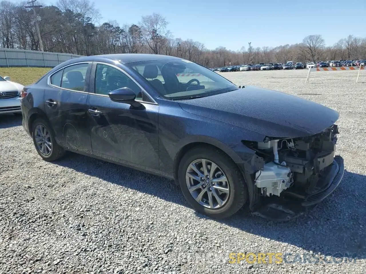 4 fotografías del automóvil dañado 3MZBPAAM0RM434082 MAZDA 3 2024