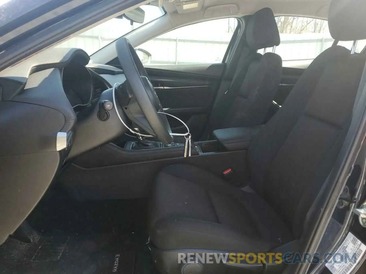 7 fotografías del automóvil dañado 3MZBPAAM0RM434082 MAZDA 3 2024