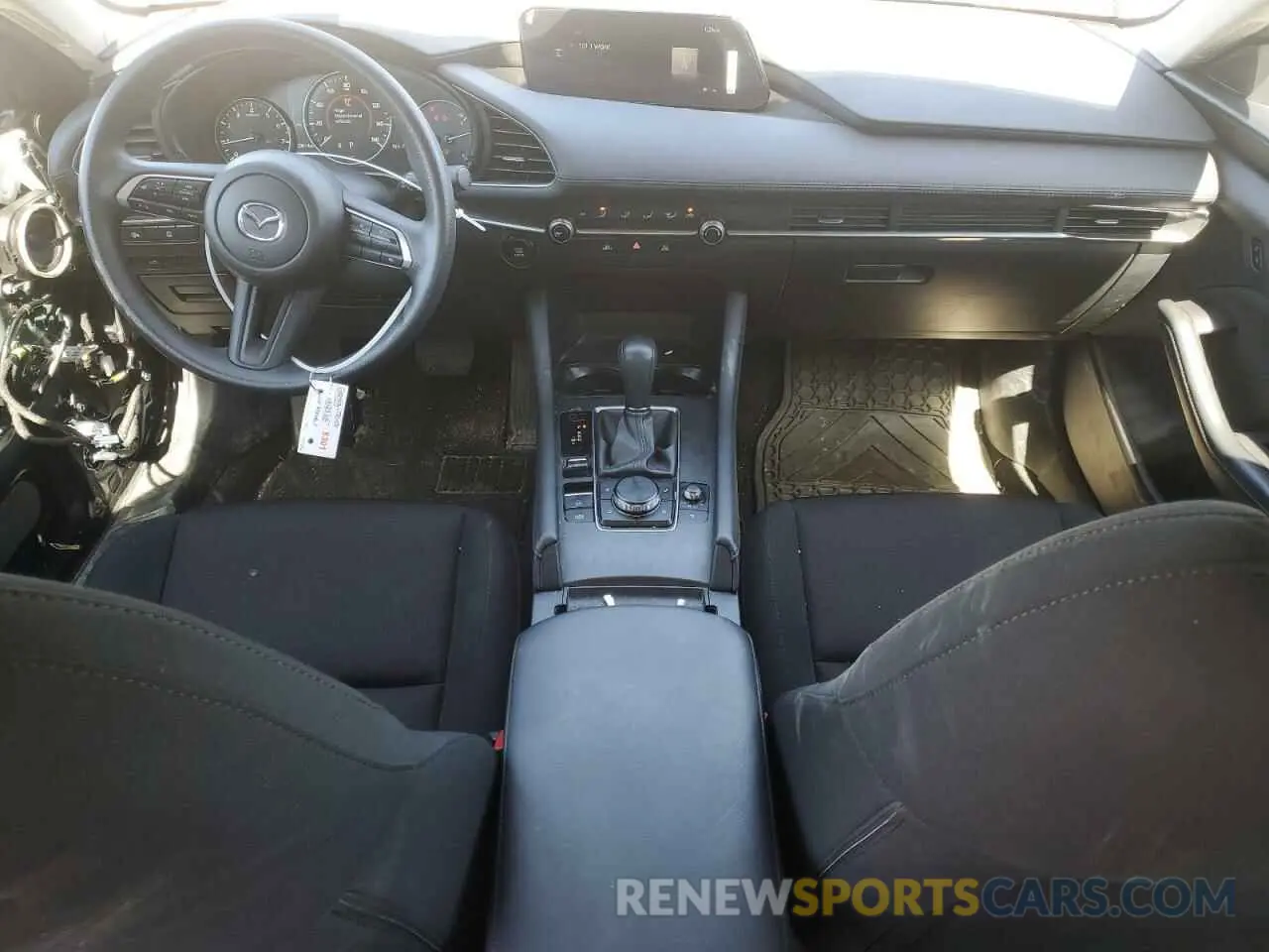 8 fotografías del automóvil dañado 3MZBPAAM0RM434082 MAZDA 3 2024