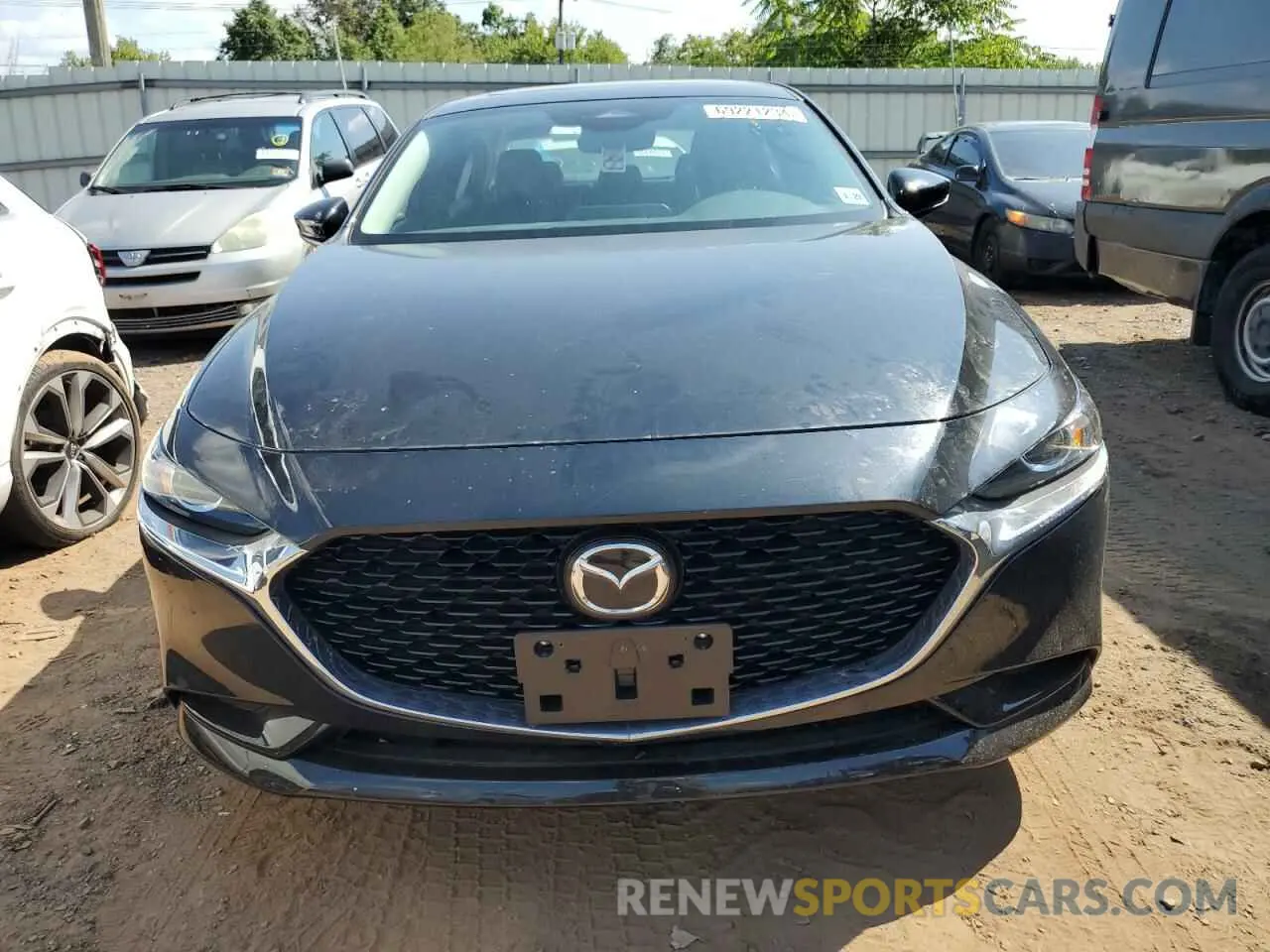 5 fotografías del automóvil dañado 3MZBPACM2RM404675 MAZDA 3 2024