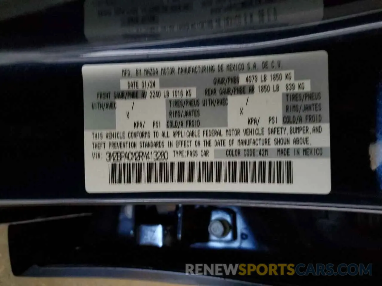 12 fotografías del automóvil dañado 3MZBPACM2RM413280 MAZDA 3 2024