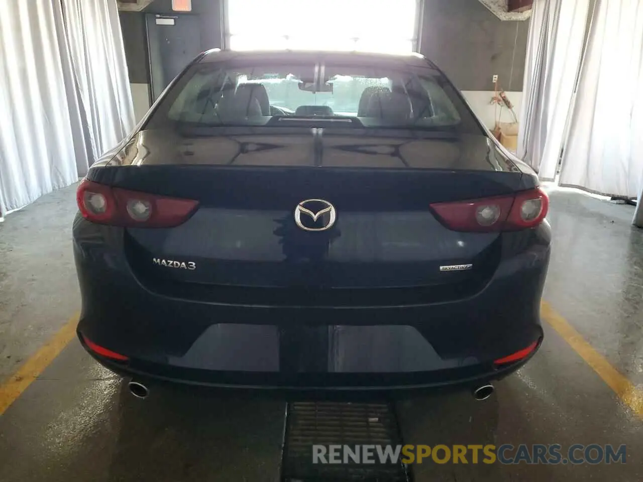 6 fotografías del automóvil dañado 3MZBPACM2RM413280 MAZDA 3 2024