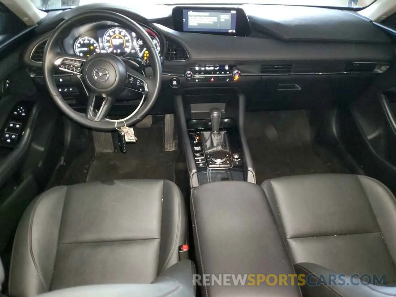 8 fotografías del automóvil dañado 3MZBPACM2RM413280 MAZDA 3 2024