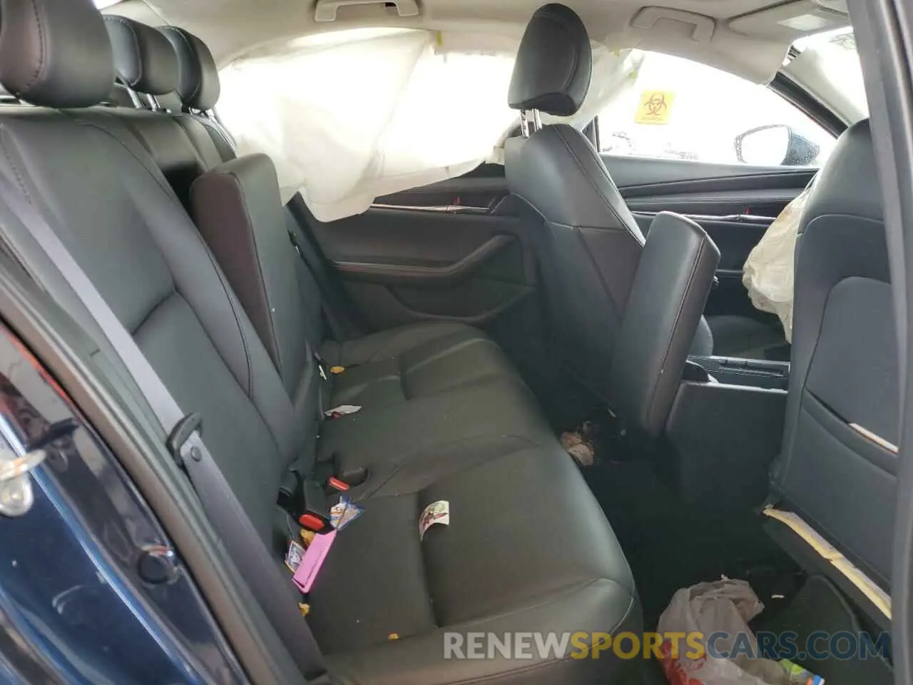 10 fotografías del automóvil dañado 3MZBPACM2RM417734 MAZDA 3 2024