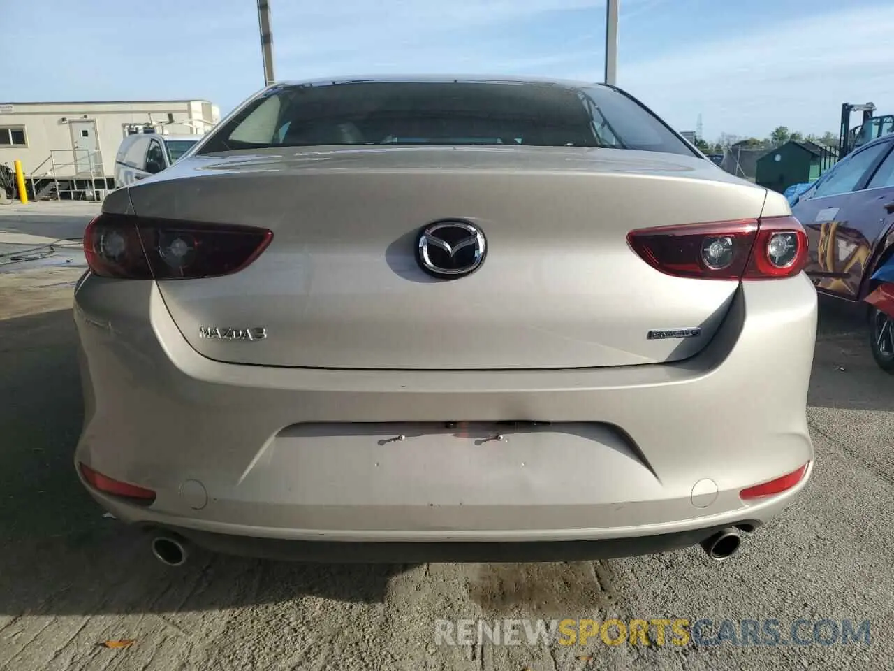 6 fotografías del automóvil dañado 3MZBPACM2RM418107 MAZDA 3 2024