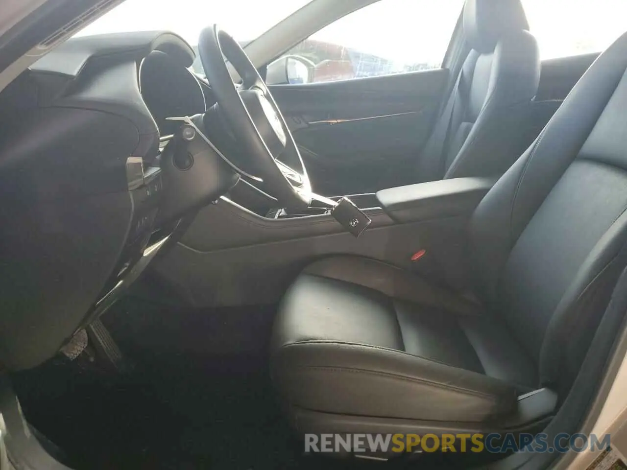 7 fotografías del automóvil dañado 3MZBPACM2RM418107 MAZDA 3 2024
