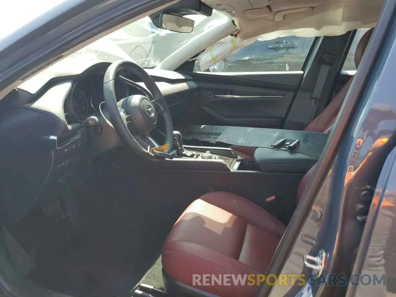 7 fotografías del automóvil dañado 3MZBPBCM0RM403689 MAZDA 3 2024