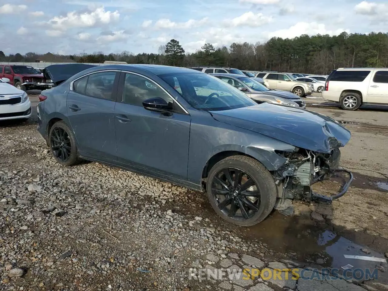 4 fotografías del automóvil dañado 3MZBPBCM7RM415645 MAZDA 3 2024
