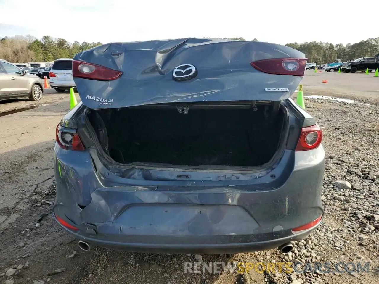 6 fotografías del automóvil dañado 3MZBPBCM7RM415645 MAZDA 3 2024