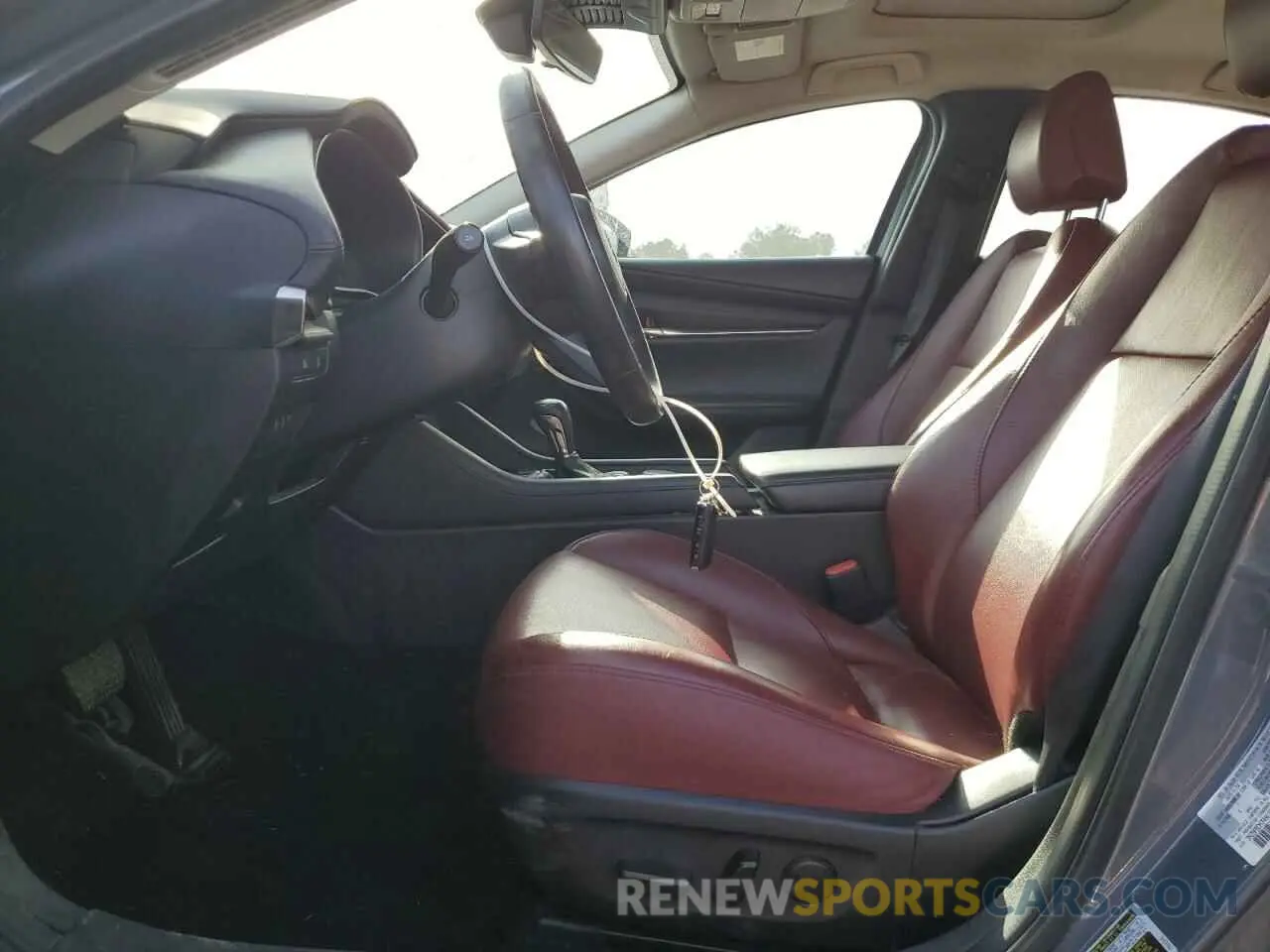 7 fotografías del automóvil dañado 3MZBPBCM7RM415645 MAZDA 3 2024