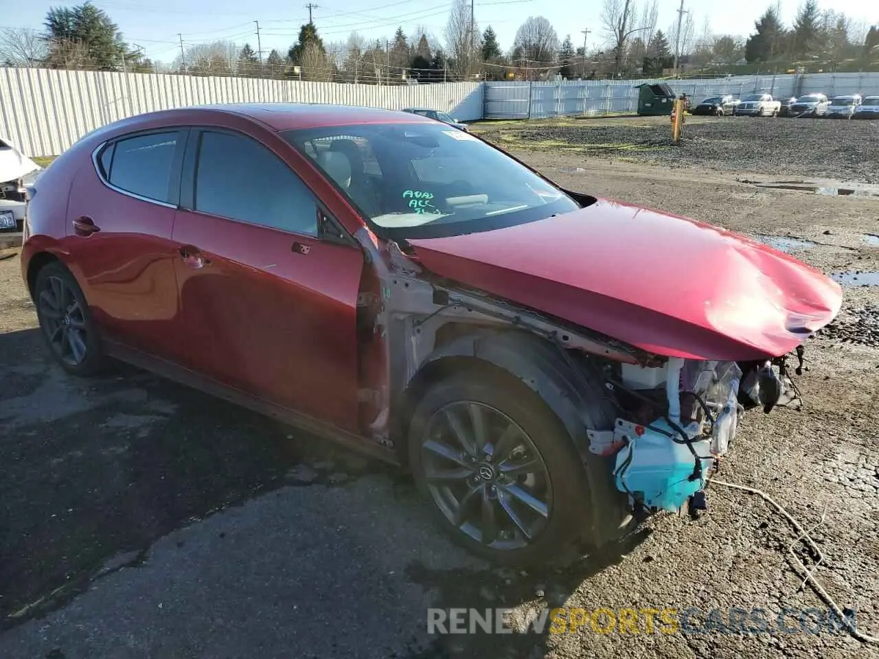 4 fotografías del automóvil dañado JM1BPALM4R1658680 MAZDA 3 2024