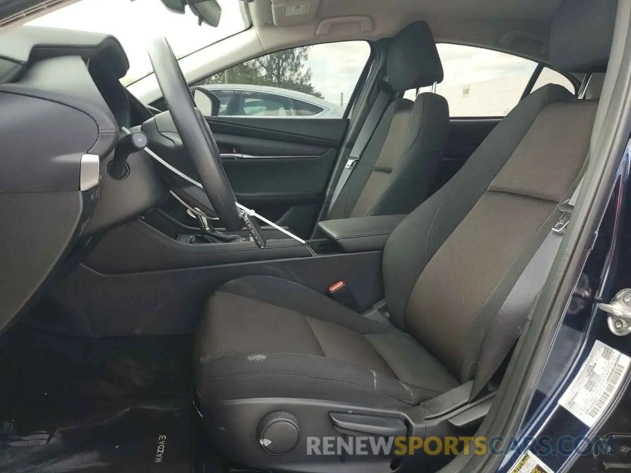 7 fotografías del automóvil dañado 3MZBPAAM4SM466233 MAZDA 3 2025