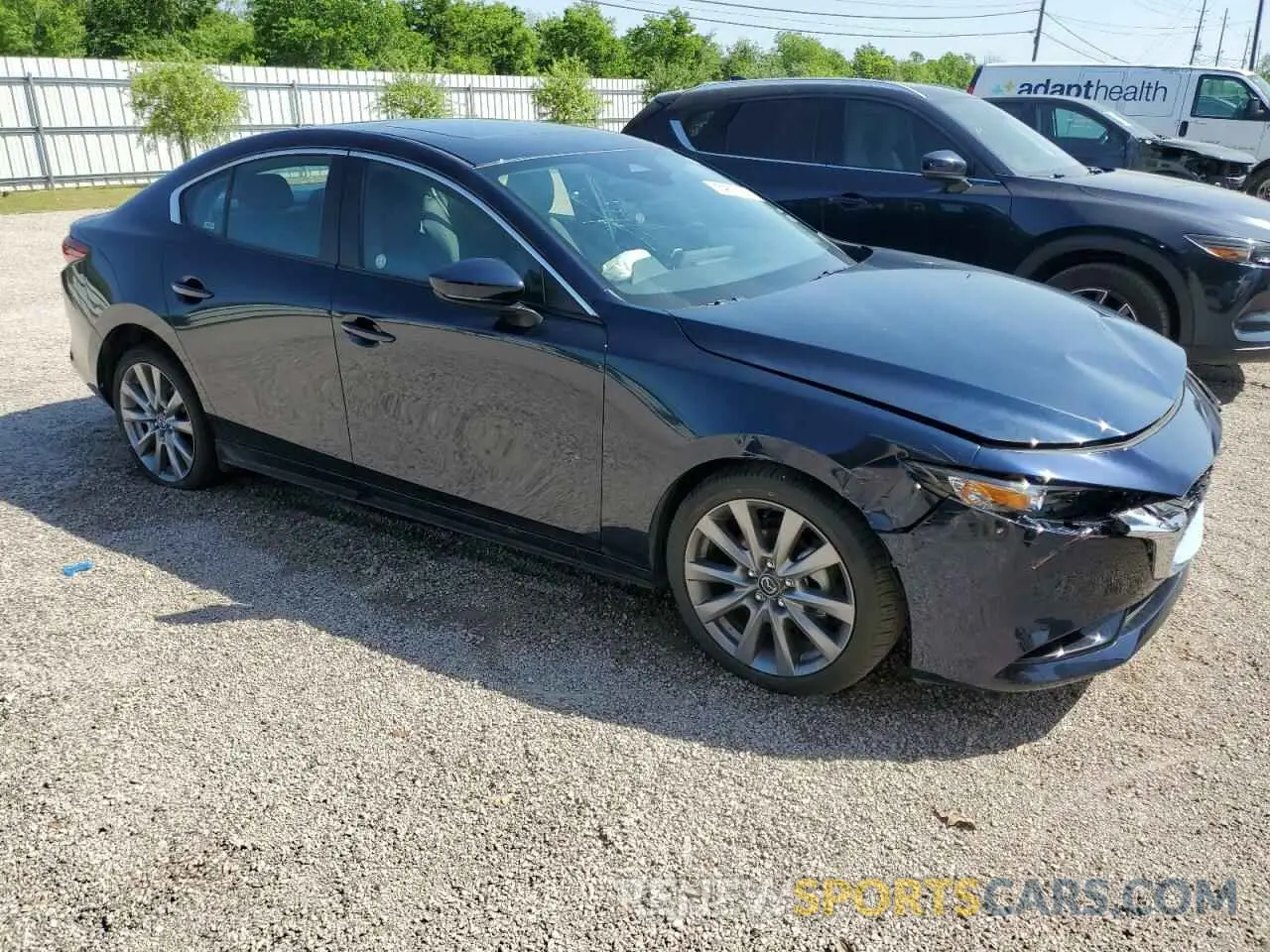 4 fotografías del automóvil dañado 3MZBPACM0SM455128 MAZDA 3 2025